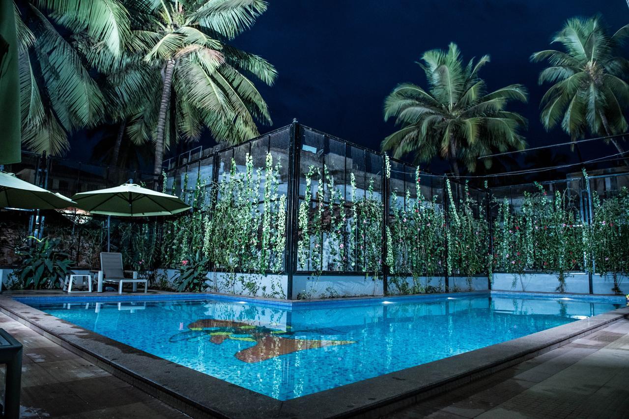 Fabhotel Prime Sarala Crown With Pool - Nr Calangute Beach Eksteriør bilde