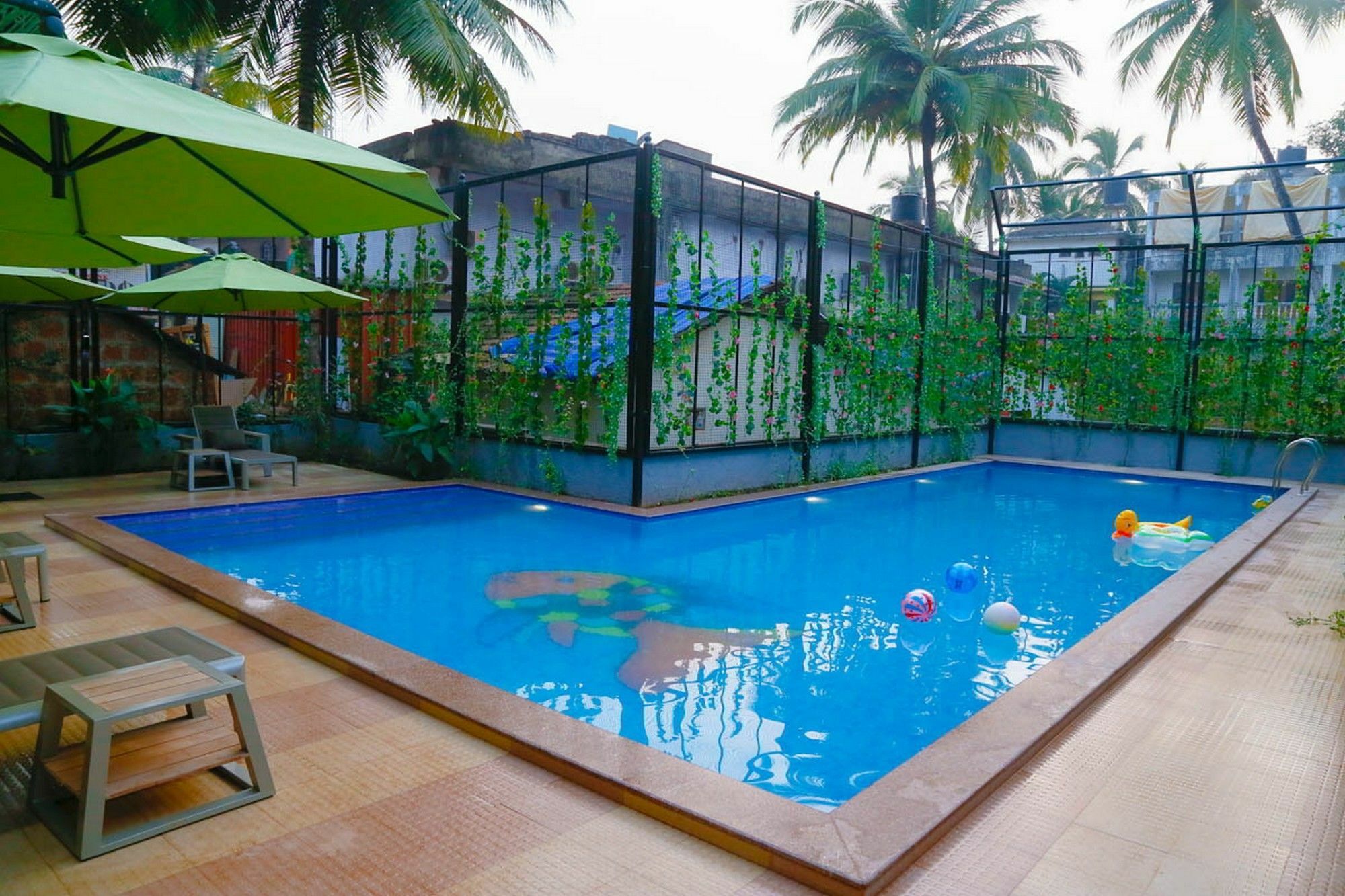 Fabhotel Prime Sarala Crown With Pool - Nr Calangute Beach Eksteriør bilde